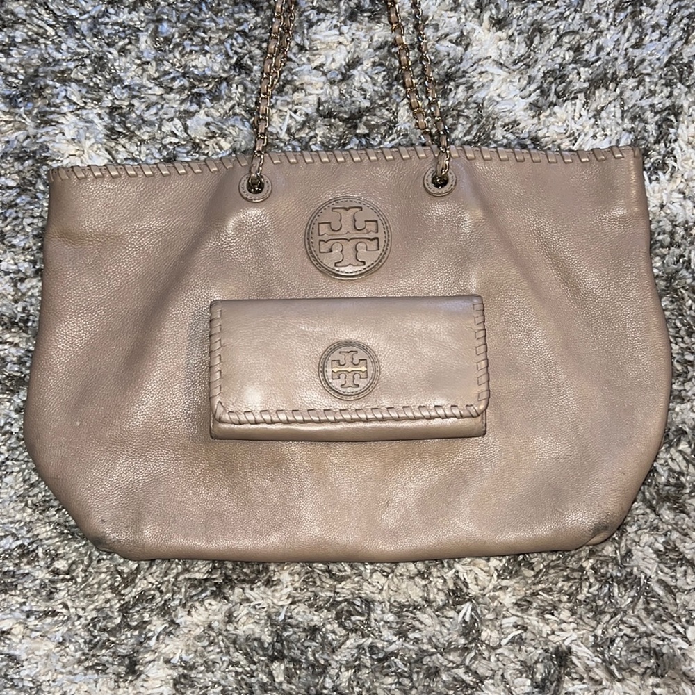 Tory Burch purse and wallet